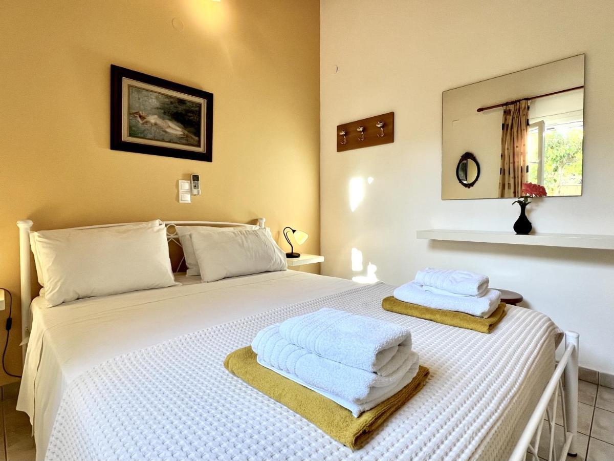 Villa Neptune Livathos  Eksteriør bilde