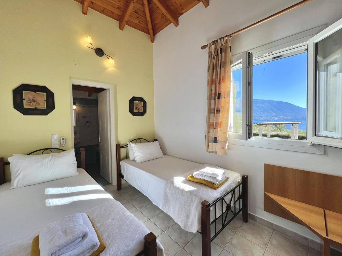 Villa Neptune Livathos  Eksteriør bilde